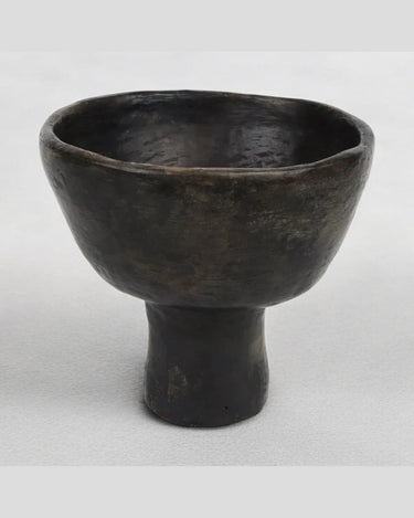 Frutero de cerámica negra de Sejnane de Caravane