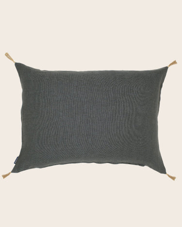 Luni cushion cover in 100% linen with natural pompoms, image 23