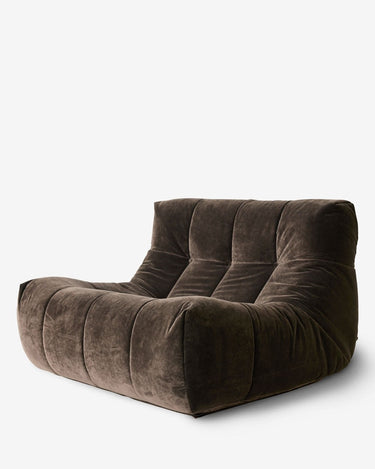 Butaca lounge tapizada en terciopelo HK Living