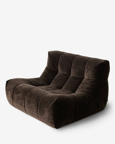 Butaca lounge de terciopelo HK Living en ambiente