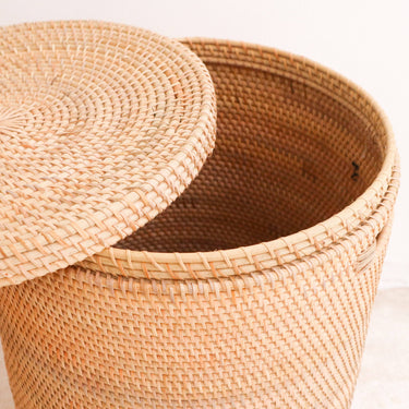 Cesto Lavandería SARI Ratán Natural con Tapa para Almacenamiento Hogar