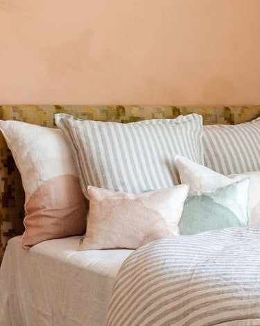 Cojín pequeño Encre Miami lino estampado acuarela 30x40 cm desmontable