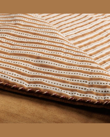 Edredón Akiko Madagascar terciopelo algodón reversible estampado artesanal