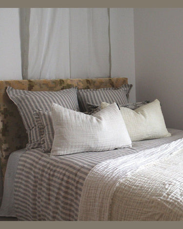 Manta lino lavada gofrada blanca reversible para cama sofá