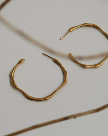 Aros dorados grandes Clara Joidart