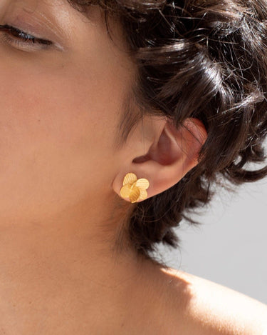 Pendientes pequeños dorados Pampalonia Joidart
