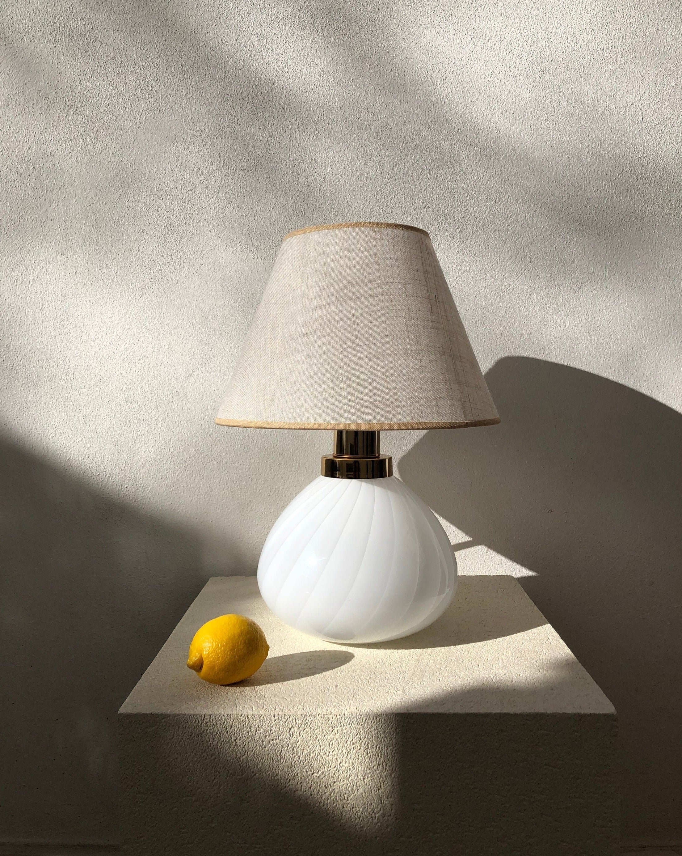 Lámpara de  mesa cristal de murano  remolino vintage
