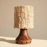 Lámpara de mesa vintage de cerámica beige y marrón con doble iluminación