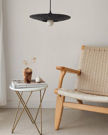 Lámpara de techo escultórica de madera
