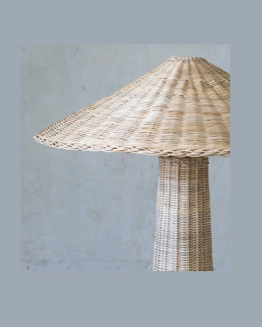 Duta natural rattan table lamp with a large shade and E27 fitting
