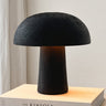 Lámpara de Mesa Negra de Madera Quemada de SO-SO, lámpara negra de pantalla abovedada sobre un libro
