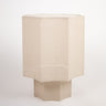 Lámpara de mesa con pantalla octogonal de lino natural de Olsson & Jensen
