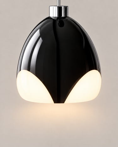 Lámpara de techo vintage de vidrio blanco y negro colgada e iluminada con luz cálida