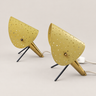 Pareja de lámparas de mesa vintage Sputnik apagadas, con pantallas perforadas amarillas y cuerpos de latón