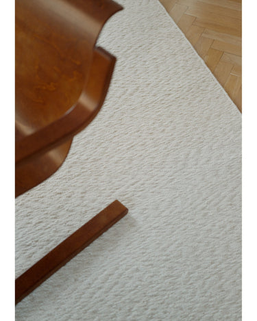 Alfombra blanca Blonde Maze Linie Design para salón