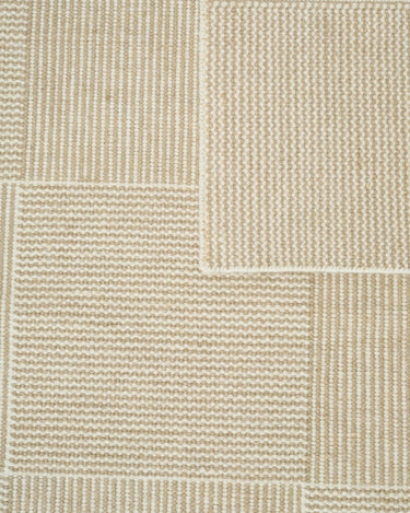 Detalle de alfombra Chess de lana blanca Linie Design