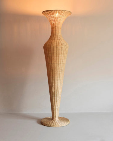 https://professional.mahehomeware.com/wp-content/uploads/2026/01/mahehomeware-rattan-vase-floor-lamp-celia-2.jpg