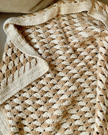 Manta de bebé DINA de baby alpaca a crochet