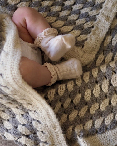 Plaid au crochet en alpaga naturel