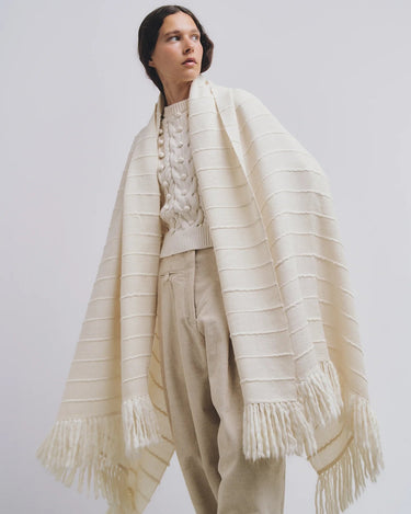 Couverture blanche en baby alpaga