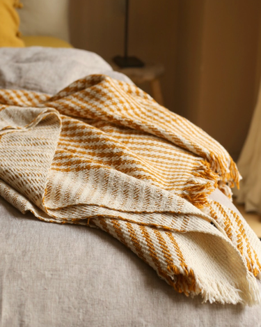 Caravane houndstooth khadi cotton throw