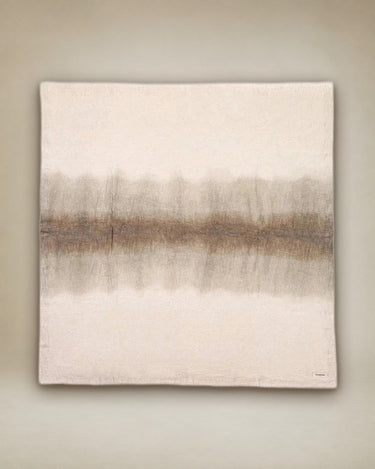 Mantel TANDORI cuadrado sobre fondo beige