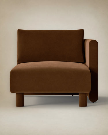 Sofá chaise longue Dase derecho de terciopelo marrón en Matuta Home - imagen 1