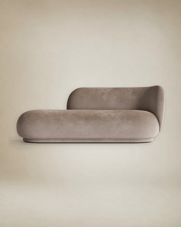 Diván Rico derecho de terciopelo beige 203 cm en Matuta Home - imagen 1