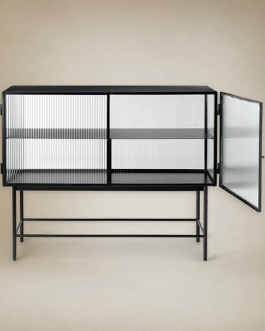 Mueble de almacenaje Haze de cristal estriado en Matuta Home - imagen 3