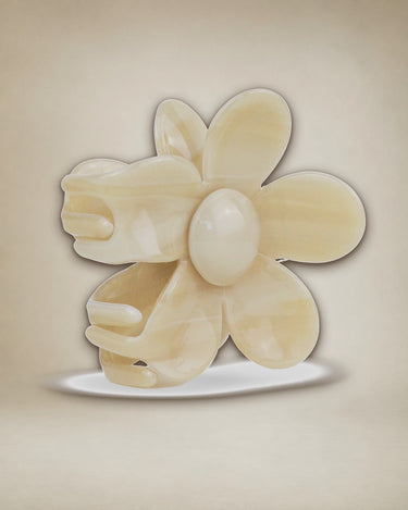 Pinzas de flores en varios diseños