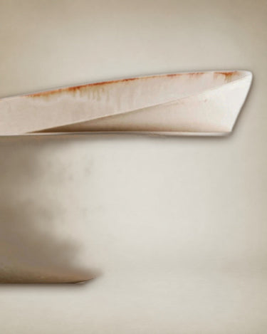 Ceramic Medium Serving Bowl Comporta by Bazar Bizar, detail view
