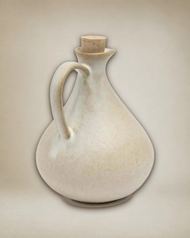 Olive oil dispenser by Bazar Bizar, detail view