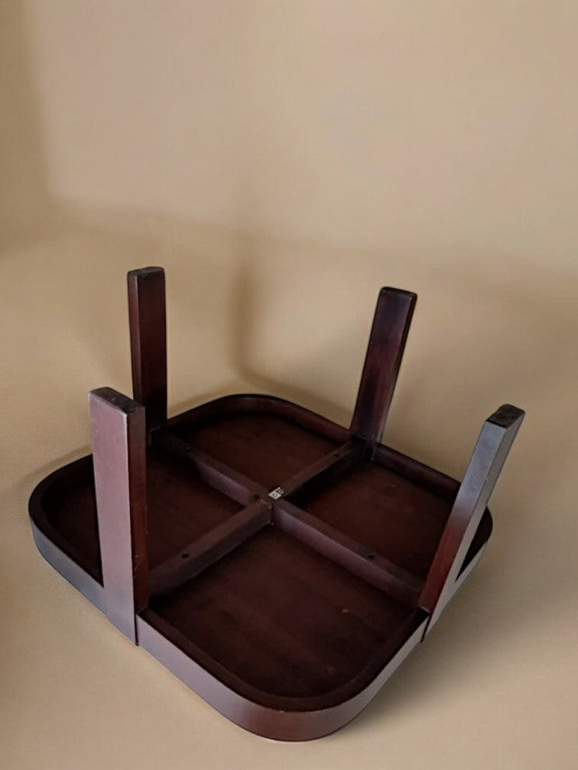 Mesa auxiliar vintage de madera de caoba