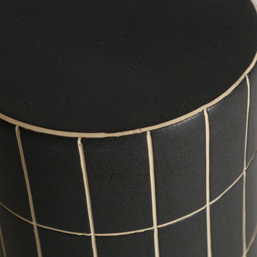 Mesa auxiliar de Kodu Home Design en color negro mate