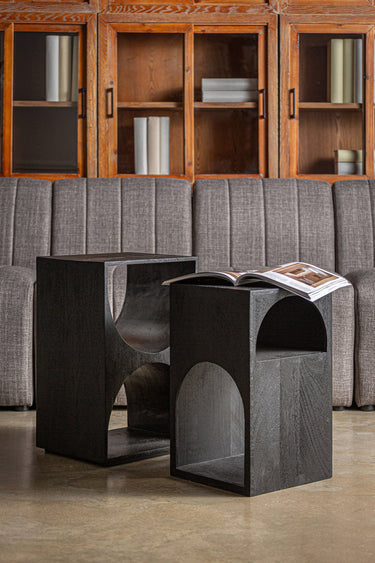 Mesa auxiliar de madera de mango para salón