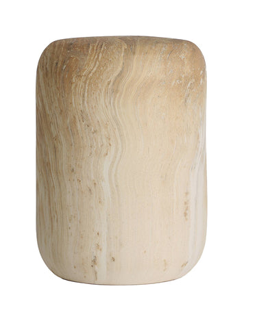 Mesa auxiliar de cerámica marrón con forma orgánica de Kodu Home Design