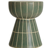 Mesa auxiliar de cerámica verde mate de Kodu Home Design