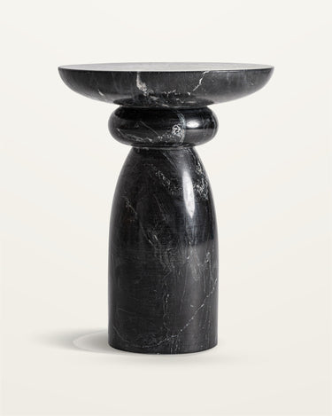 Mesa auxiliar de mármol negro de Vical
