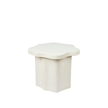 Mesa auxiliar escultórica de gres blanco roto de Broste Copenhagen