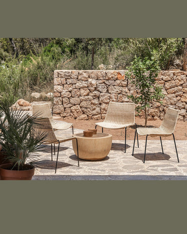 Mesa auxiliar OVAL de madera de suar natural — detalle 6