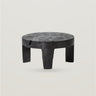 Mesa auxiliar RIVIA de madera de suar negra — vista principal