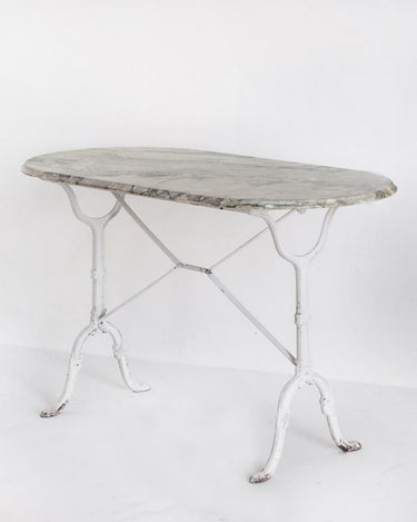 Mesa bistró vintage de mármol verde y hierro, vista lateral