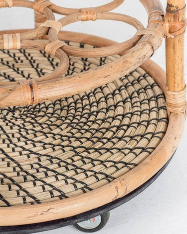Mesa camarera de ratán para comedor
