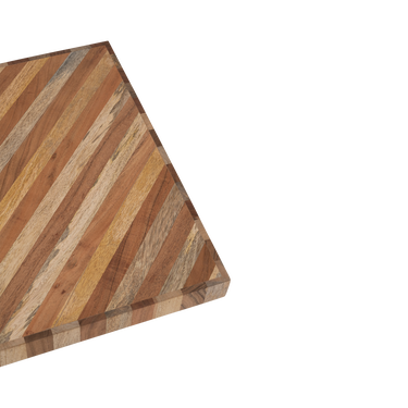 Mesa de centro cuadrada de mango y acacia: detalle de las bandas de madera del tablero
