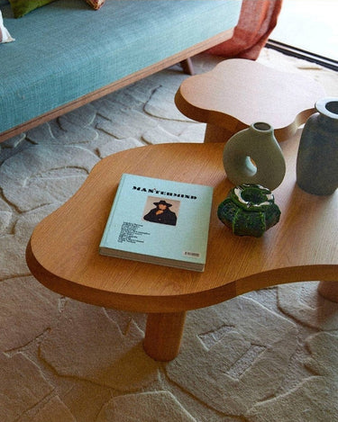 Mesa de centro Jeanne en roble para salón de diseño