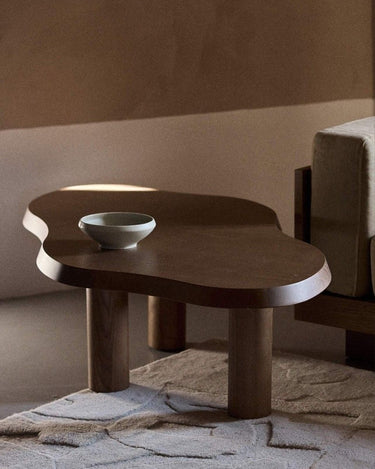 Mesa de centro Gabrielle Paris: vista oblicua del tablero y las patas