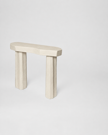 Detalle de mesa consola escultórica