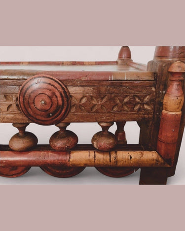Mesa afgana vintage de madera