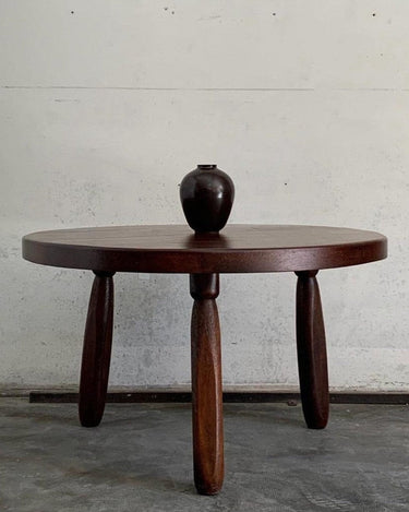 Mesa de comedor de madera vintage