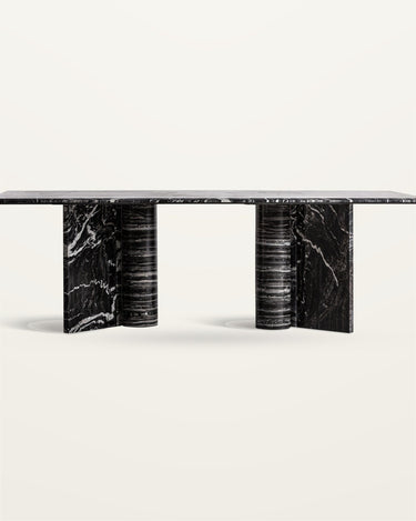 Mesa de comedor de mármol negro de Vical